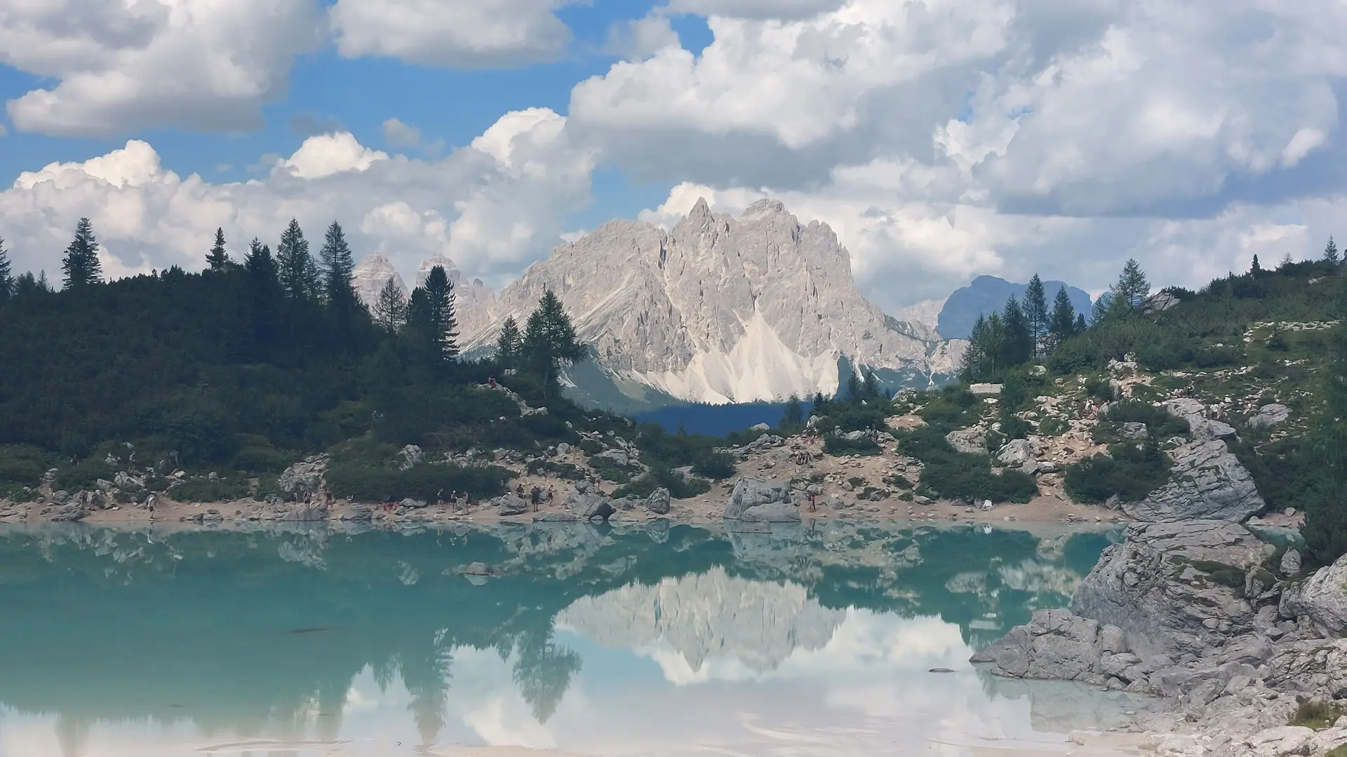 Lago Sorapis mit Monte Cristallino | © Claudia Simon