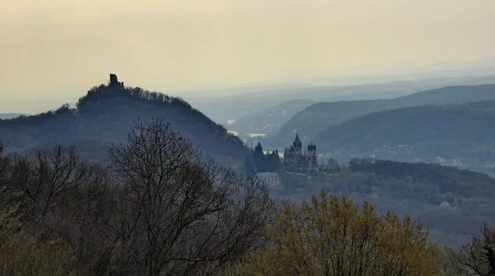 Drachenfels + Drachenburg-Siebengebirge-Rheinsteig | © Uwe Drath