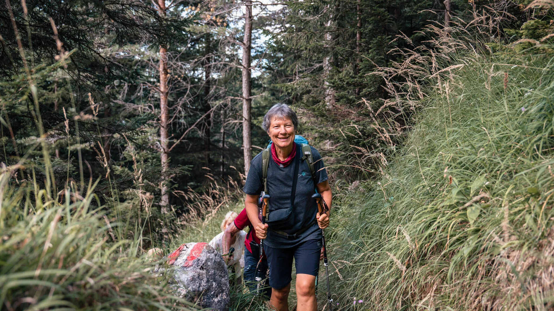 Seniorenwandergruppe in den Bergen | © DAV / Marisa Koch